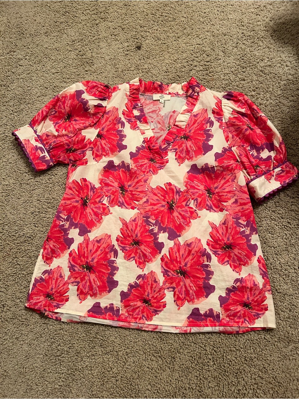 Entro cream floral blouse